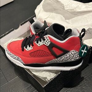 Jordan Spizike NWB size 10